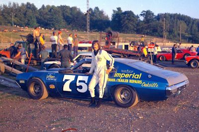 Pete Hudson at Delaware 1972
Pete Hudson at Delaware 1972

Photo Credit: Tex Swiston
Keywords: Pete Hudson Delaware 1972