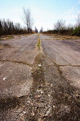 Windsor Dragway as it stands in 2012
Windsor Dragway as it stands in 2012

Photo Credit: Amanda Anger
Keywords: Windsor Dragway as it stands in 2012