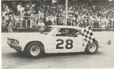 George Pringle at Pinecrest Speedway 1973
George Pringle at Pinecrest Speedway 1973
Keywords: George Pringle Pinecrest Speedway 1973