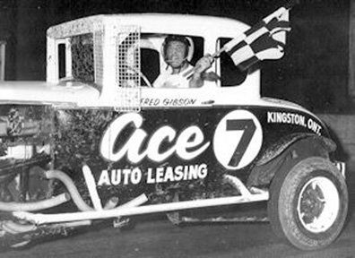 Fred Gibson
Fred Gibson
Keywords: Kingston_Speedway Dirt_track Stock_car Fred_Gibson