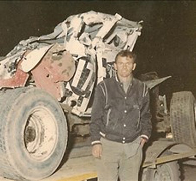 Roy Corcoran 
Roy Corcoran 
Keywords: Kingston_Speedway Dirt_track Stock_car Roy_Corcoran