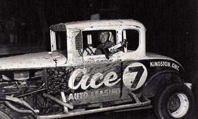 Fred Gibson
Fred Gibson
Keywords: Kingston_Speedway Dirt_track Stock_car Fred_Gibson