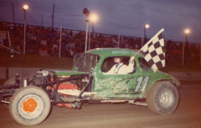 Rob Storms
Rob Storms
Keywords: Kingston_Speedway Dirt_track Stock_car Rob_Storms